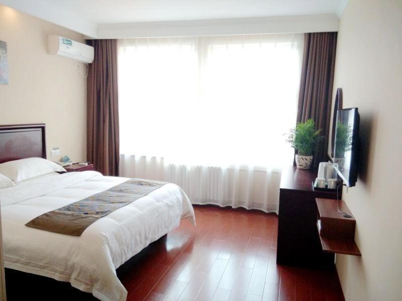 Greentree Inn Henan Qinyang Middle Huaifu Road Express Hotel Exterior photo