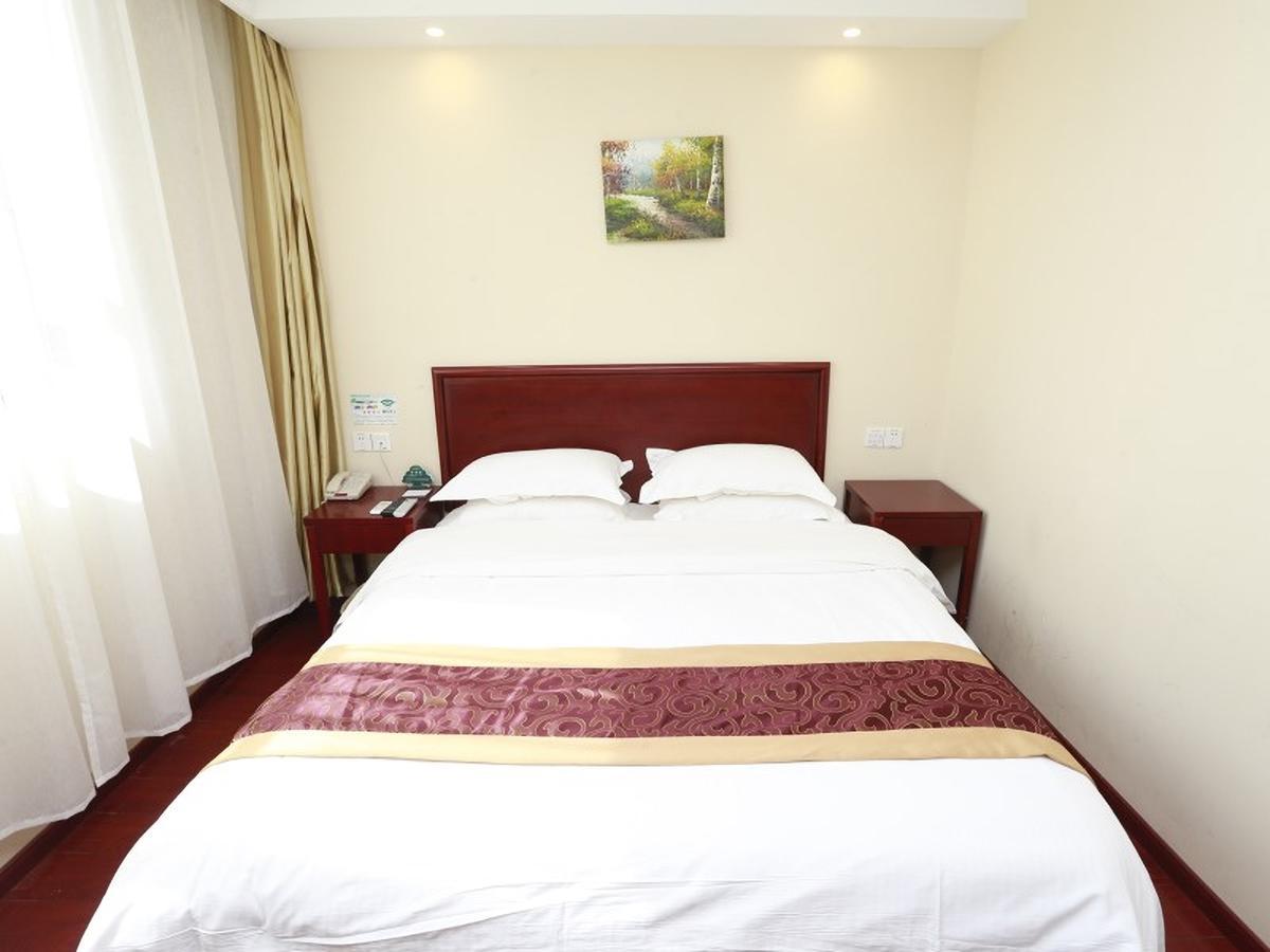 Greentree Inn Henan Qinyang Middle Huaifu Road Express Hotel Exterior photo